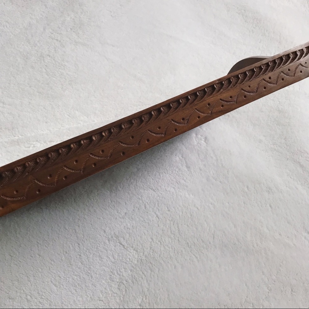 Indian Carved Wooden Tray - Picture 4 of 8